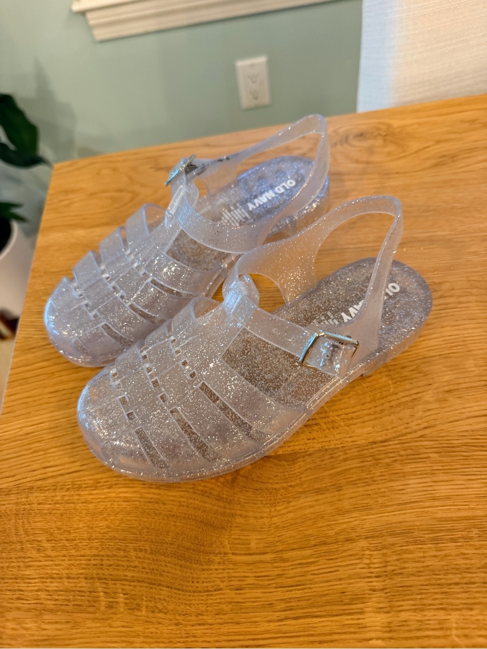Old Navy Clear Glitter Jelly Sandals - Silver Sparkle girls size 13